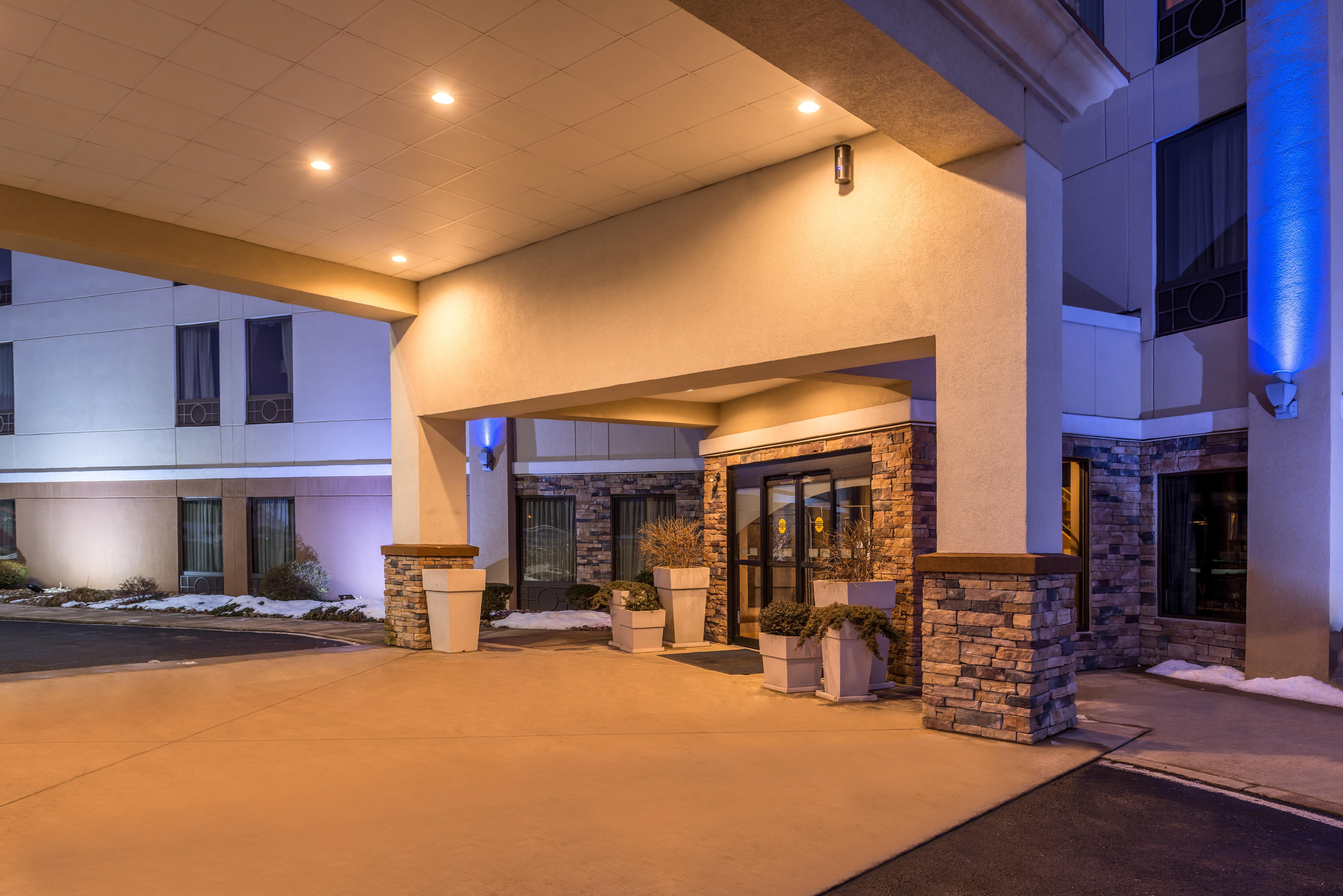 Hotel Express Lewisburg - By Ihg New Columbia