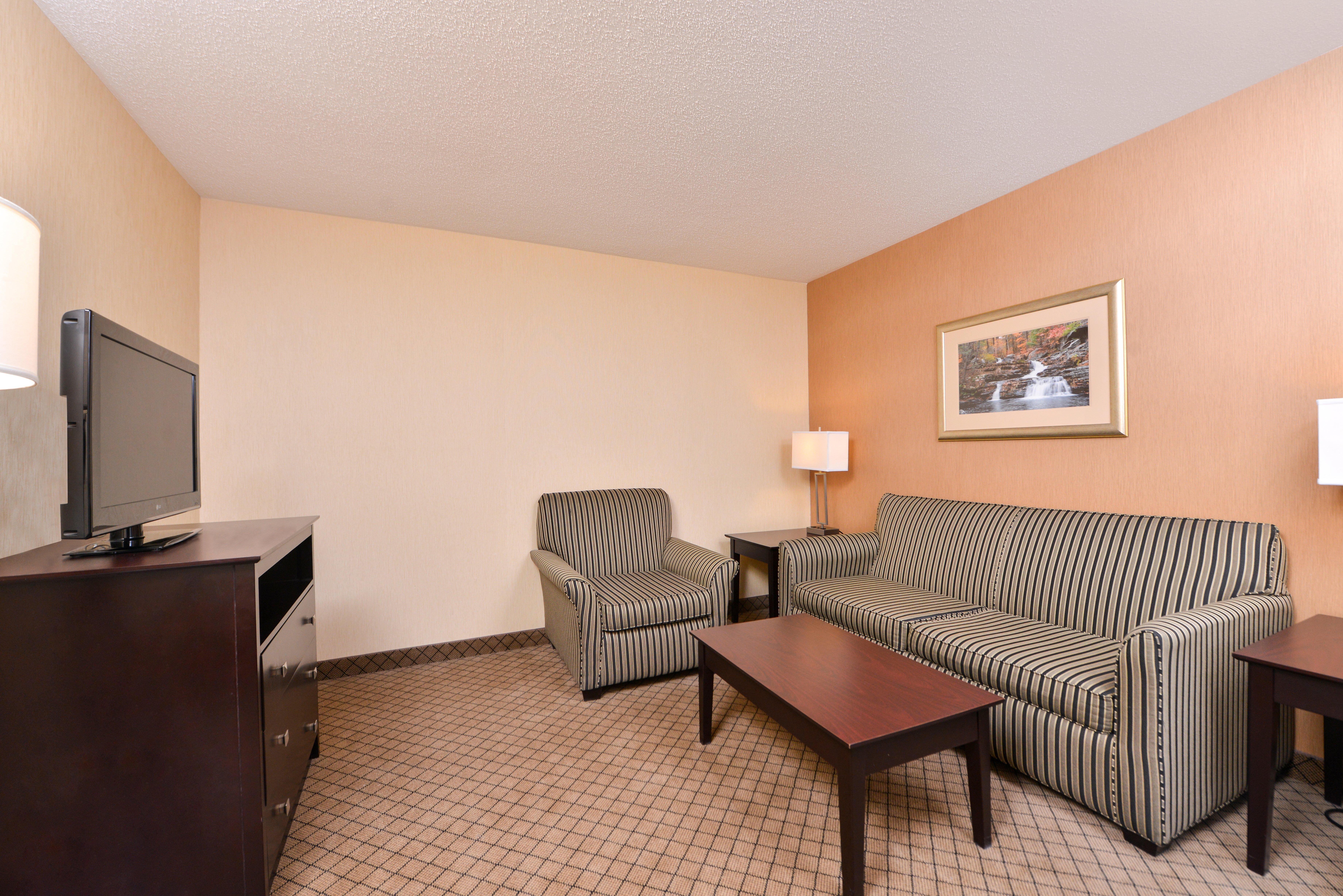 Express Lewisburg - By Ihg Hotel 2*