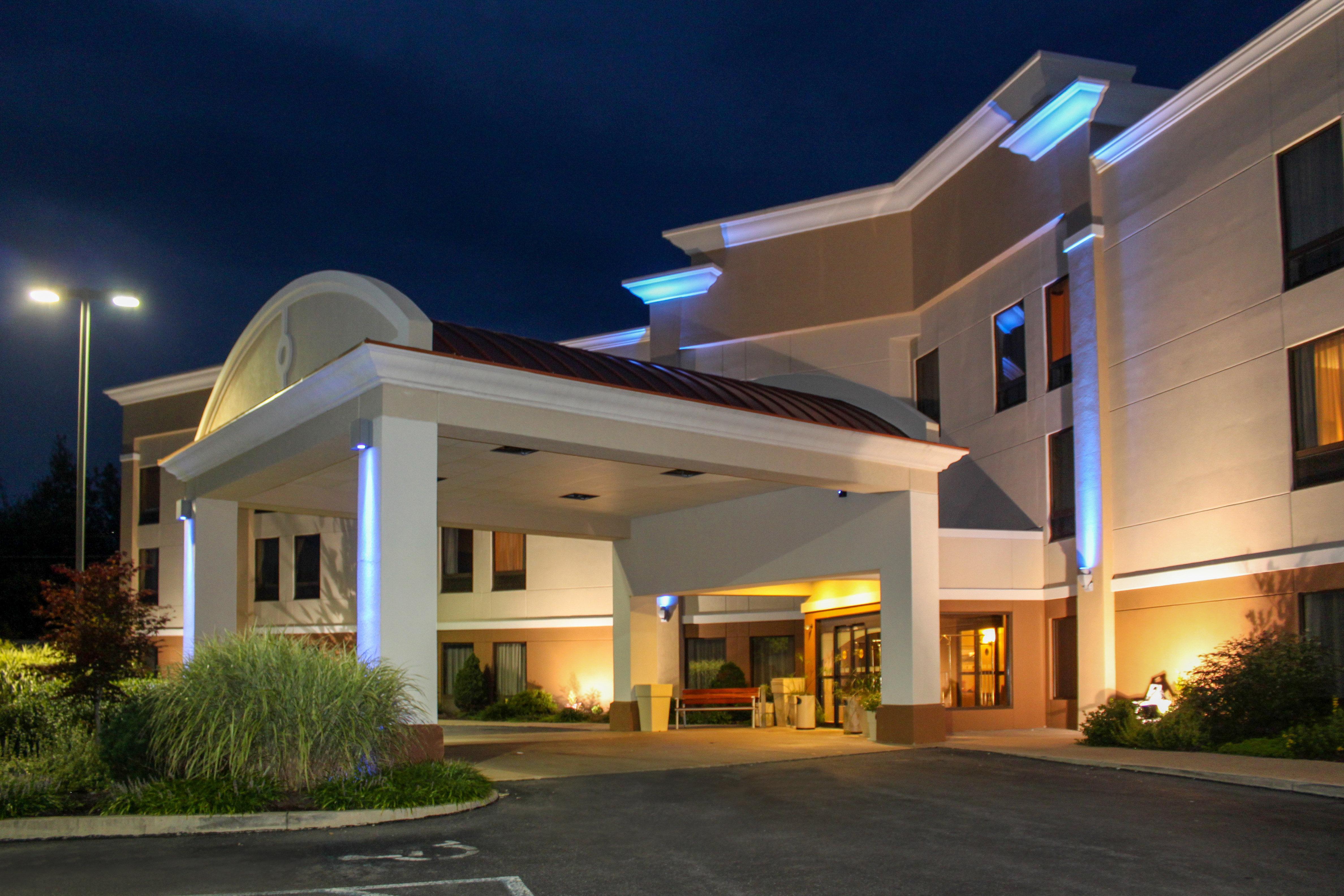 Express Lewisburg - By Ihg