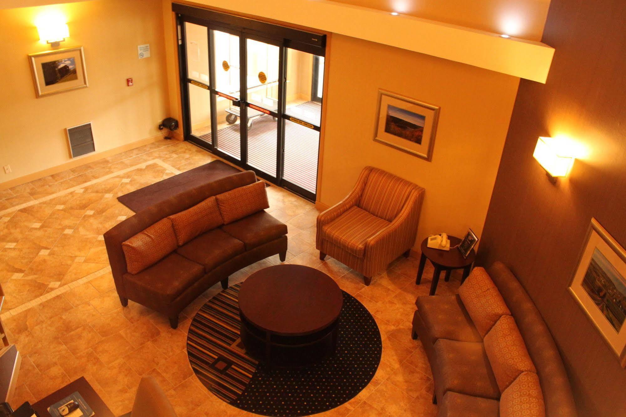 Express Lewisburg - By Ihg