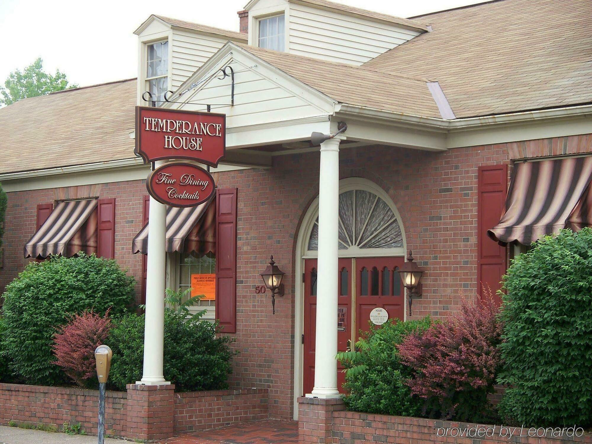 Hotel Express Lewisburg - By Ihg New Columbia